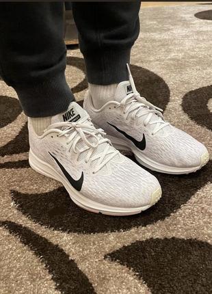 Спортивные кроссовки nike1 фото