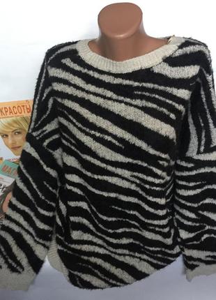 Стильний теплий светр