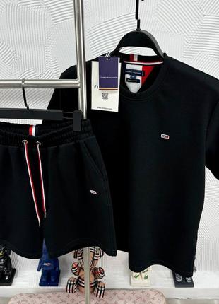 Спортивний костюм в стилі tommy hilfiger