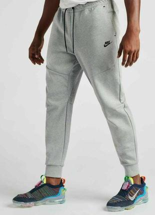 Мужские штаны nike tech fleece размер l original1 фото