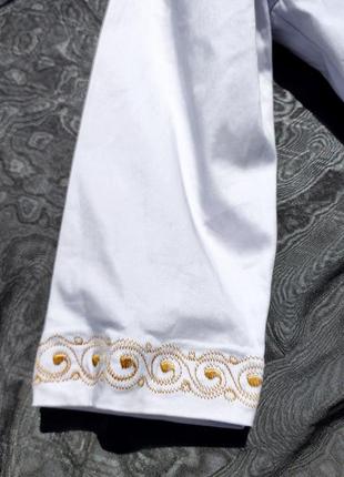 Красивое белое этно платье с золотой вышивкой плотный коттон7 фото