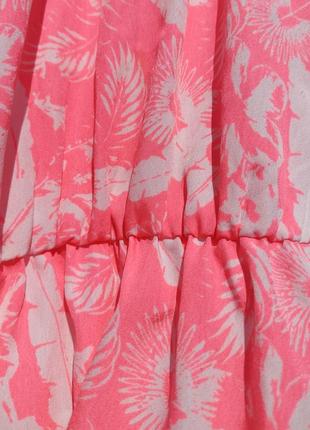 Яркое лёгкое летнее розовое платье с кружевом на спине gemo франция7 фото
