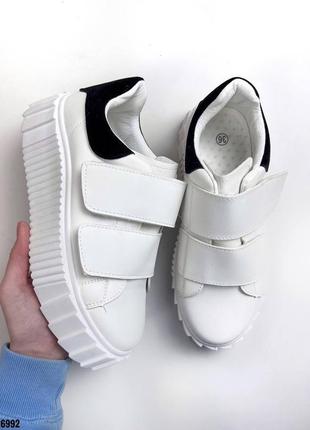 Кросівки на липучках на платформі білі код 255