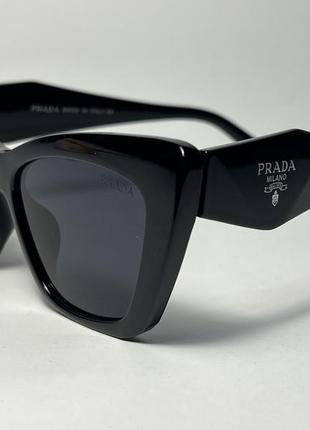 Солнцезащитные очки prada1 фото