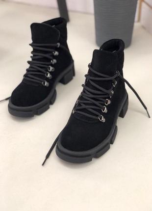 Женские ботинки со шнуровкой5 фото