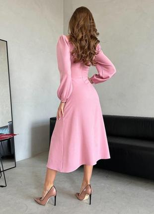 Рожева приталена сукня з розрізами4 фото