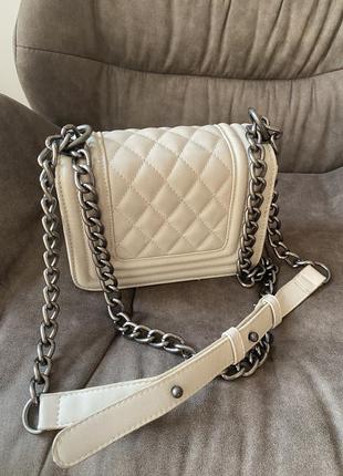 Продам сумку chanel2 фото