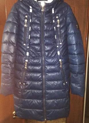Теплая, качественная зимняя куртка3 фото