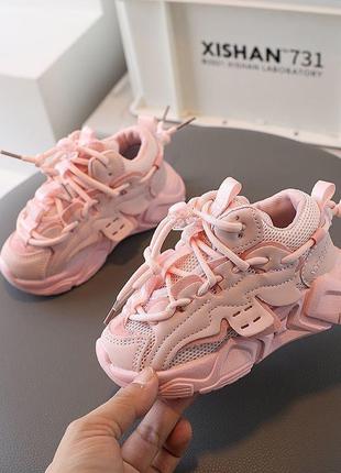 Кроссовки 🌸