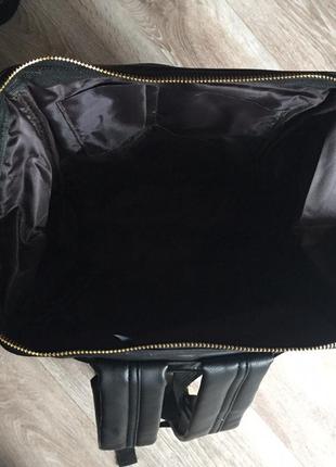 Великий жіночий рюкзак-сумка5 фото