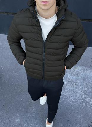 Чоловіча весняна куртка стьоганка з капюшоном високої якості чорна холлофайбер8 фото