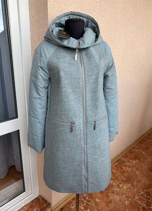 Удлиненная куртка серо голубого цвета, на легком утепленном комбинирован, размер 40, 42.1 фото