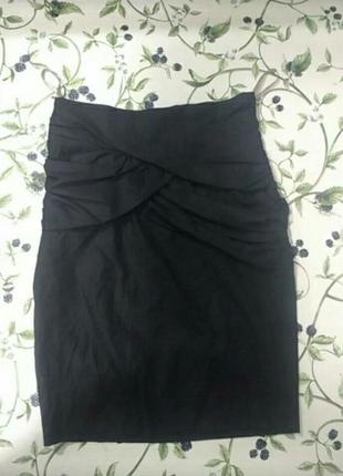 Черная юбка с драпировкой1 фото