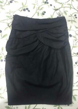 Черная юбка с драпировкой3 фото
