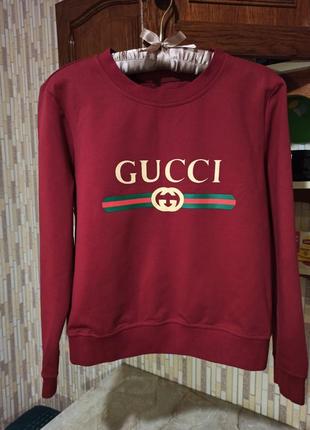 Шикарный прогулочный спортивный костюм  gucci