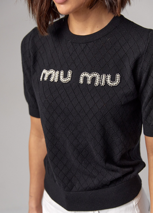 Элегантная ажурная футболка miu miu: стиль и комфорт в одном3 фото