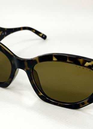 Солнцезащитные очки женские в широкой пятнистой пластиковой оправе с литыми носоупорами и широкими дужками1 фото