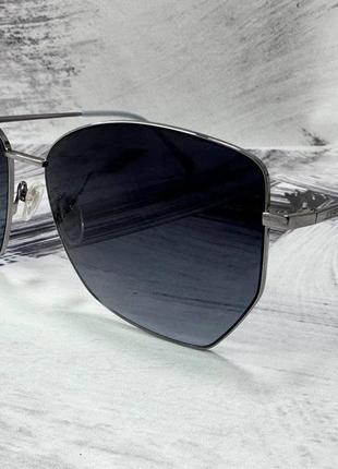 Сонцезахисні окуляри жіночі геометрія з лінзами градієнт у металевій оправі з тонкими дужками