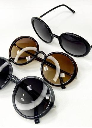 Сонцезахисні окуляри жіночі круглі в пластиковій оправі градієнтного тонування тониньких дужки7 фото