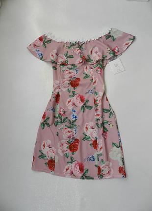 ⛔ ніжне плаття з воланом і мереживом в кольорах