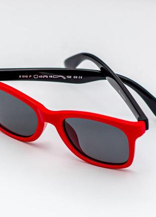 Детские солнцезащитные очки гибкие неламайки в красной пластиковой оправе с поляризацией