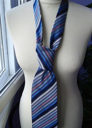 Стильний жіночий галстук