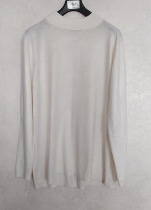 Базовий светр молочного кольору р. 50 український