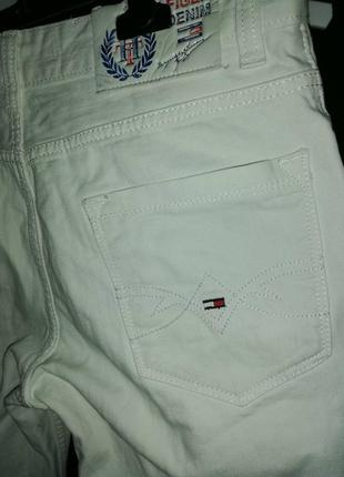 Джинсы tommy hilfiger  l р. белые