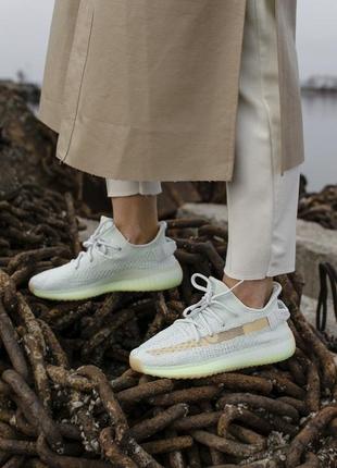 Женские кроссовки adidas yeezy boost v2 hyperspace