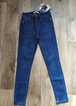 Джинсы на девочку