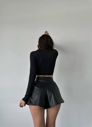 Черные женские короткие кожаные шорты женские трендовые шорты из искусственной кожи стильные шорты из эко кожи5 фото