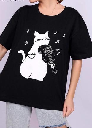 Женская хлопковая футболка music cat оверсайз в чёрном цвете4 фото