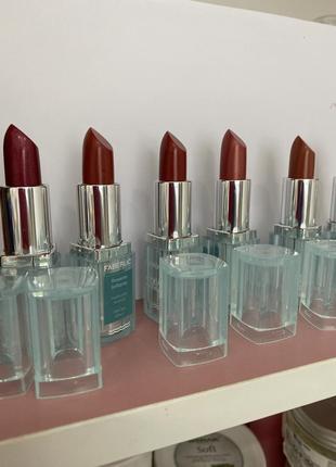 Помада для губ rossetto brillante / lipstick rossetto brillante 3,8г