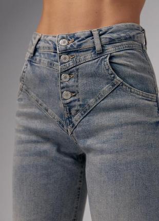 Джинси з вставкою кокетка джинсы женские прямие1 фото