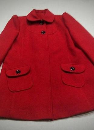 Красное пальто f&f1 фото