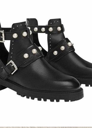 Черевики zara з перлинками