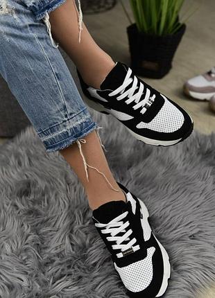 Чорно-білі жіночі стильні легкі кросівки на весну-літо,шкіряні,замшеві,натуральна шкіра/замша