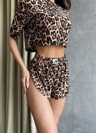 Стильная леопардовая пижама комплект жевая с шортами с топом с футболкой4 фото