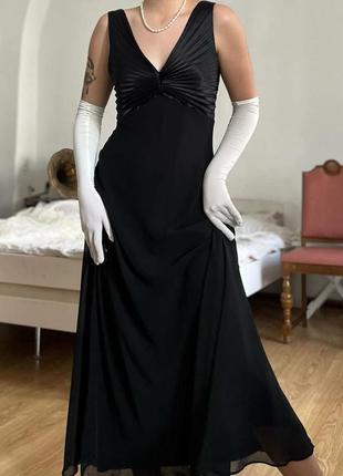 Минималистичное и очень элегантное вечернее длинное роскошное платье от бренда wallis в черном цвете платье черное сеточка по фигуре двухслойно1 фото