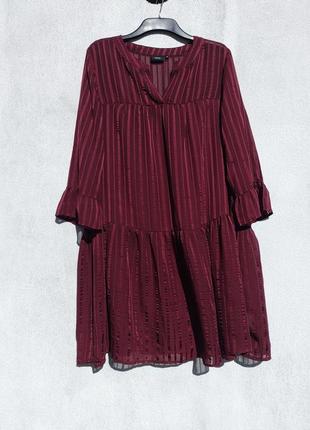 Шикарное бордовое платье из органзы zizzi4 фото