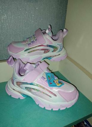 Шикарні кроссовки фірми y. top акція