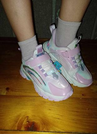 Шикарні кроссовки фірми y. top акція