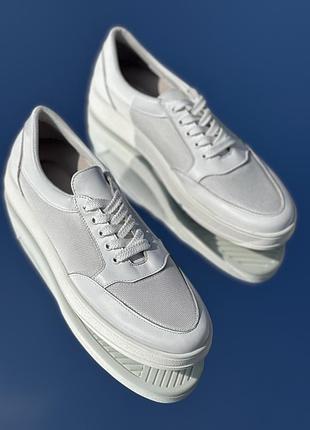 Жіночі базові кеди в сіточку білі натуральна шкіра в наявності 42р 43р