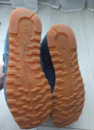 Кроссовки женские 36