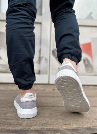 Чоловічі замшеві кеди adidas сірі3 фото