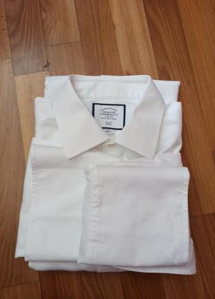 Класична біла сорочка з широкими манжетами під запонки