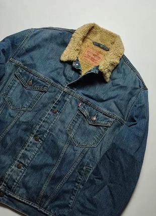 Куртка шерпа джинсовая мужская levi's sherpa trucker jacket l-size (50-52) в идеальном состоянии