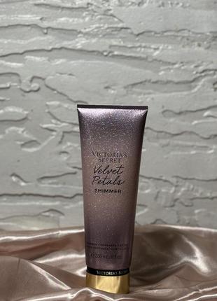 Парфюмированный лосьон для тела victoria’s secret velvet petals оригинал