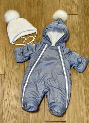 Детский фирменный комбинезон.
