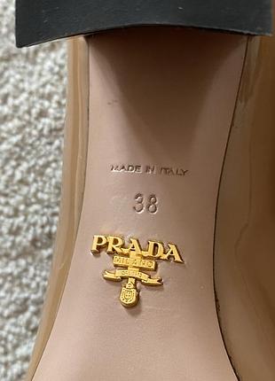 Ціна договірна 🤗 - фірмові жіночі лаковані туфлі prada  шкіряні розмір 38 ❤️6 фото
